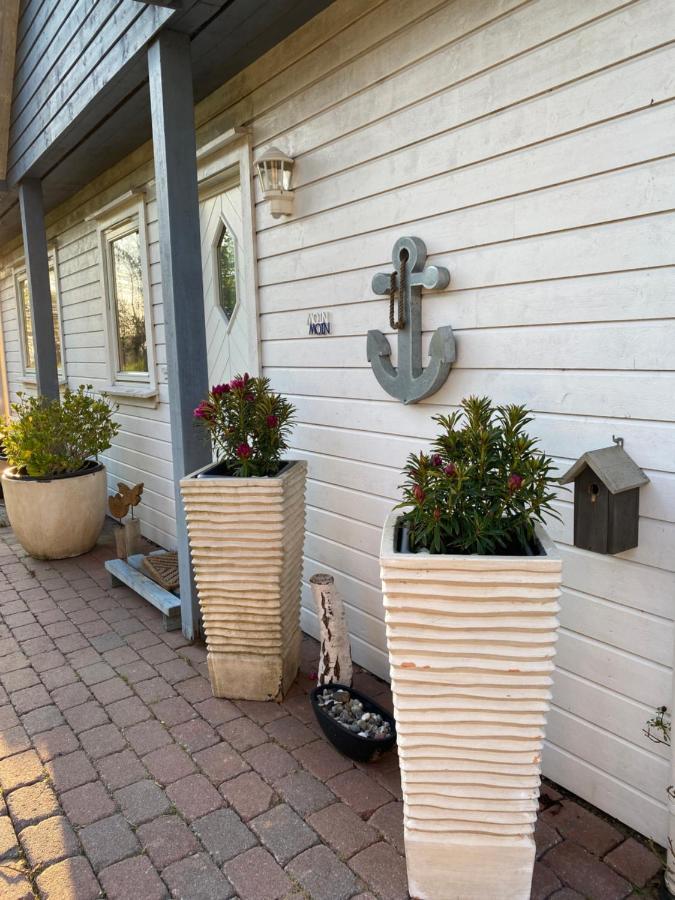 Freistehendes Einfamilienhaus Mit Boddenblick Naehe Ostsee Fuhlendorf  Exterior photo